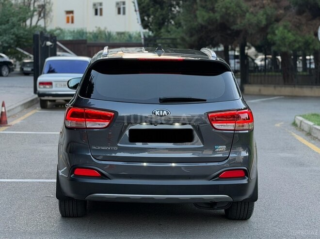 Kia Sorento-8