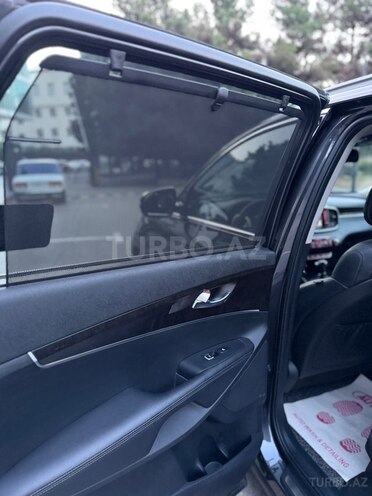 Kia Sorento-18