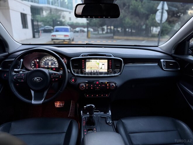 Kia Sorento-9