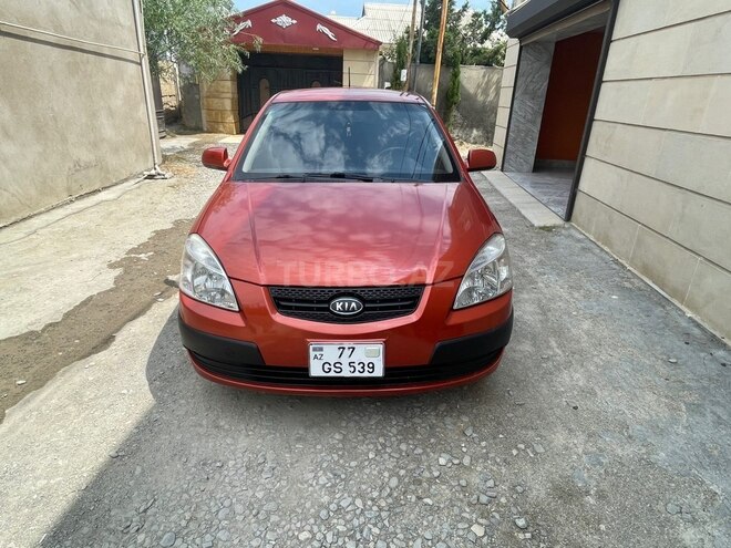 Kia Rio-1