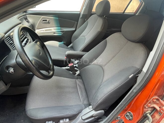 Kia Rio-5