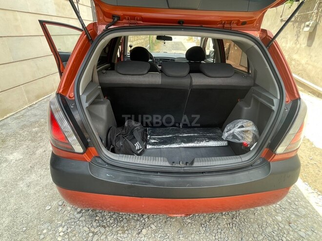Kia Rio-8