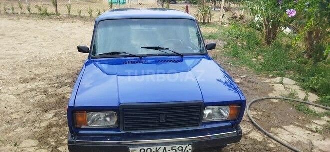 LADA (VAZ) 2107-2