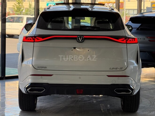 Changan Uni-Z-7