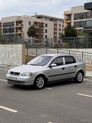 Opel Astra-2