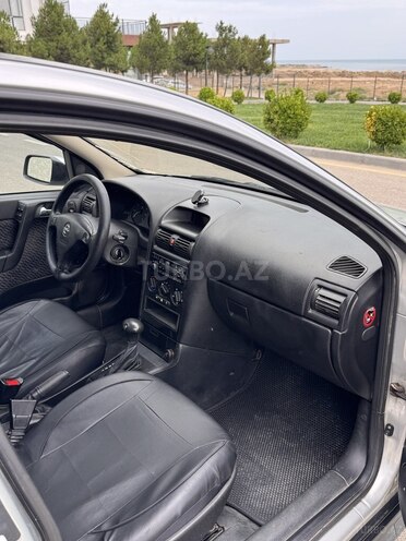 Opel Astra-8