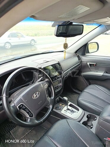 Hyundai Santa Fe-6