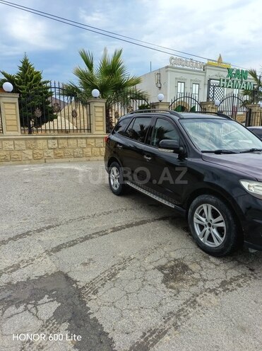 Hyundai Santa Fe-11
