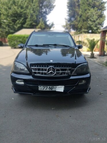 Mercedes ML 320-1