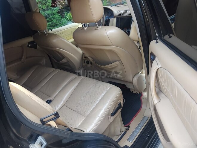 Mercedes ML 320-7