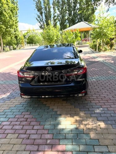 Toyota Camry-10