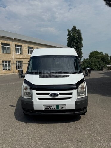 Ford Transit-1