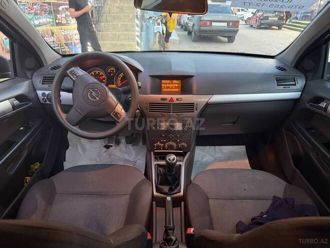 Opel Astra-7