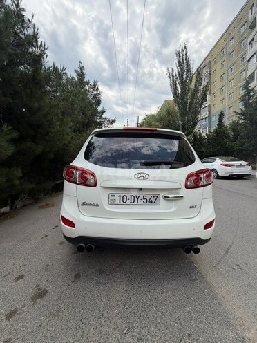 Hyundai Santa Fe-4