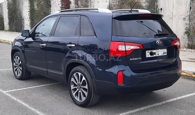 Kia Sorento-8