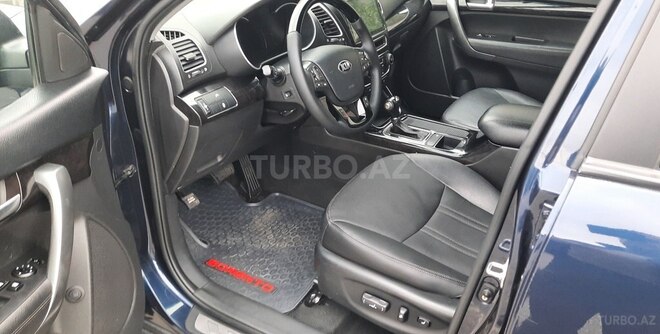 Kia Sorento-10