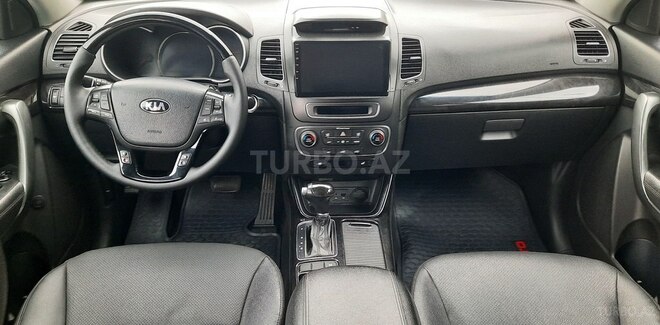 Kia Sorento-5