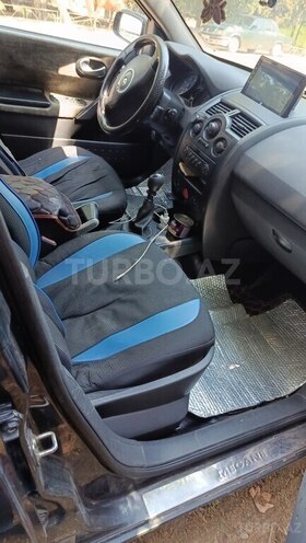 Renault Megane-6