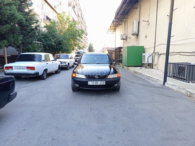Opel Vectra-6
