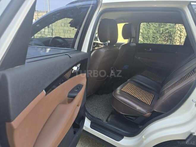Kia Sorento-6