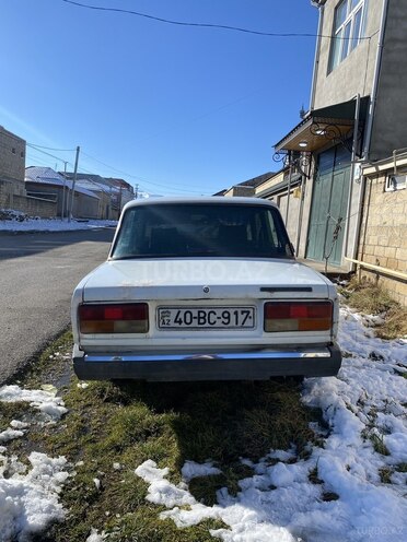 LADA (VAZ) 2107-2
