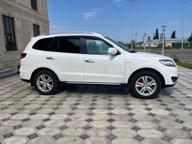 Hyundai Santa Fe-9