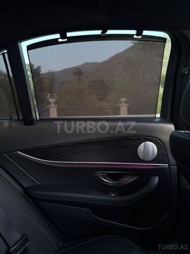 Mercedes E 200 4MATIC-9