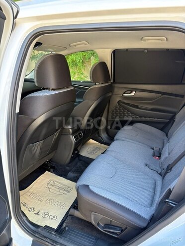 Hyundai Santa Fe-2