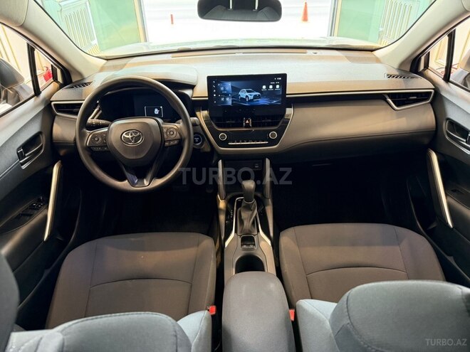 Toyota Corolla Cross-8