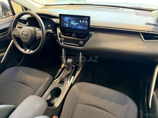 Toyota Corolla Cross-9