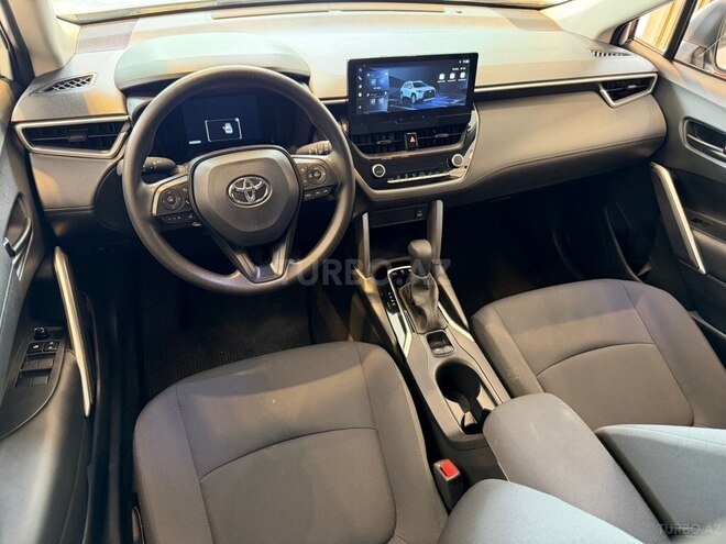 Toyota Corolla Cross-10