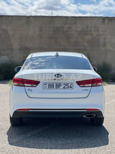 Kia K5-9