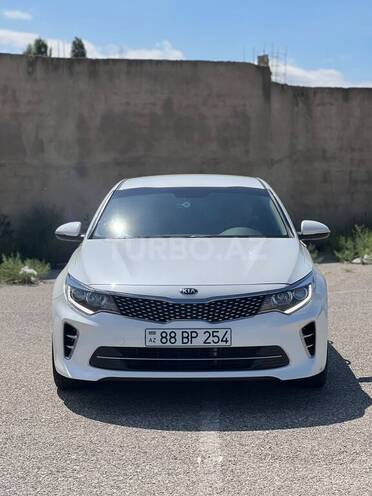 Kia K5-1