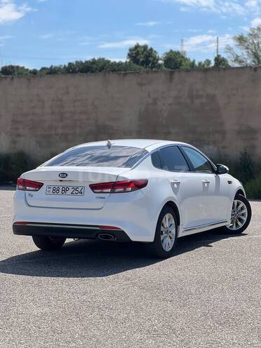 Kia K5-11