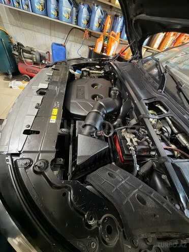 Land Rover RR Evoque-21