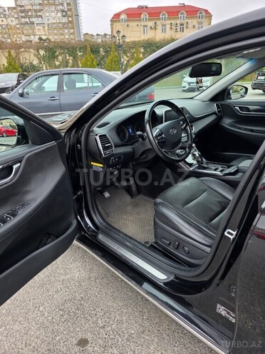 Hyundai Grandeur-3
