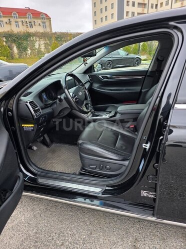 Hyundai Grandeur-5