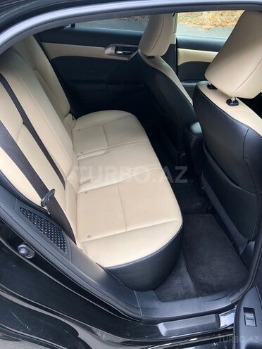Lexus CT 200h-4