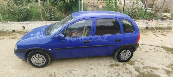 Opel Corsa-2