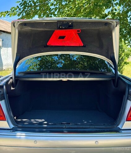 Mercedes E 240-5