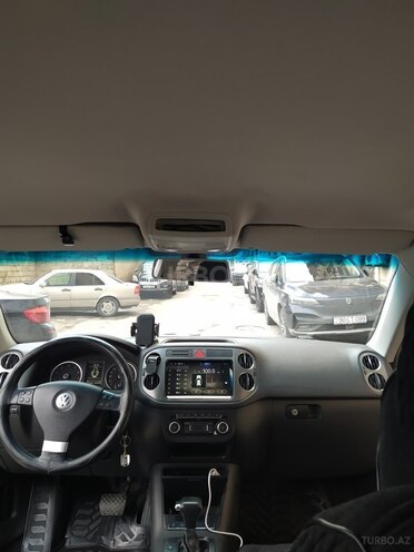 Volkswagen Tiguan-4