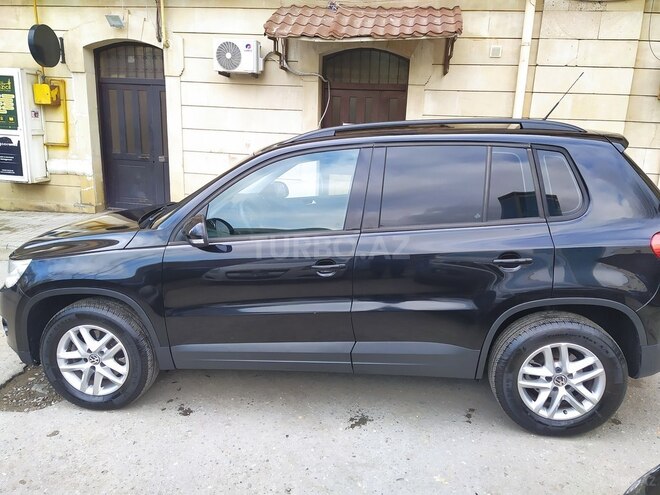 Volkswagen Tiguan-13