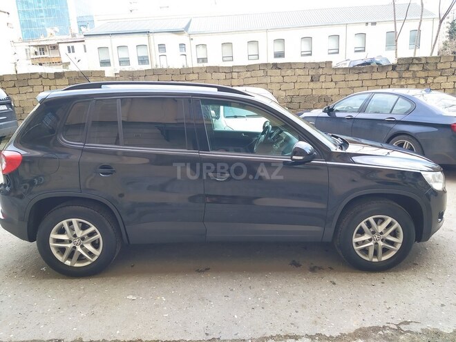 Volkswagen Tiguan-15