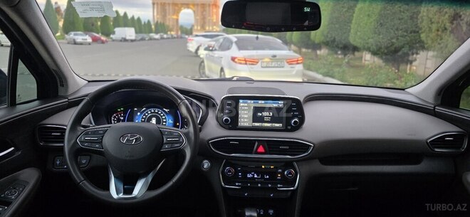 Hyundai Santa Fe-9