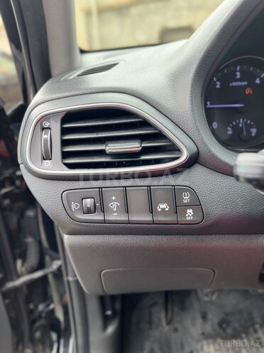 Hyundai i30-12