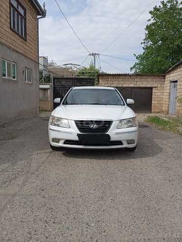 Hyundai Sonata-1