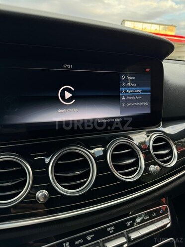Mercedes E 220 d-6