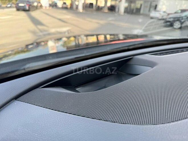 Mercedes E 220 d-15