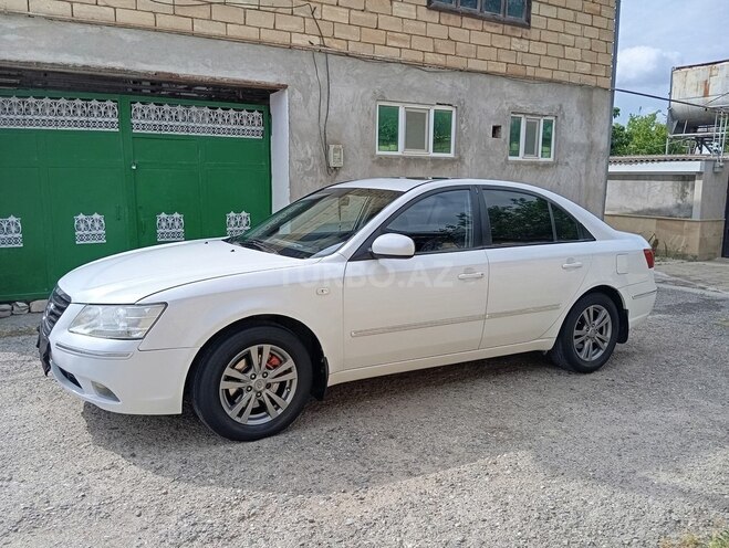 Hyundai Sonata-4