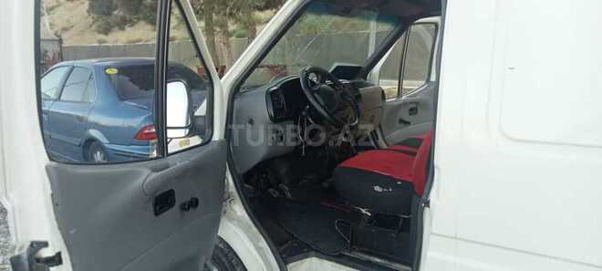 Ford Transit-8